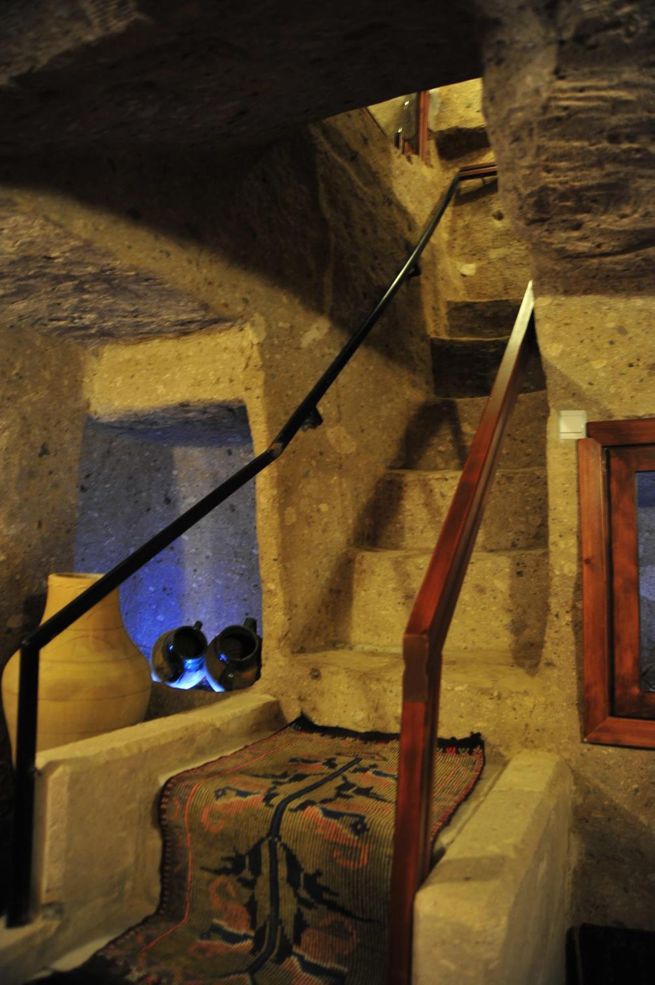 Osmanoglu Hotel Guzelyurt Exterior photo